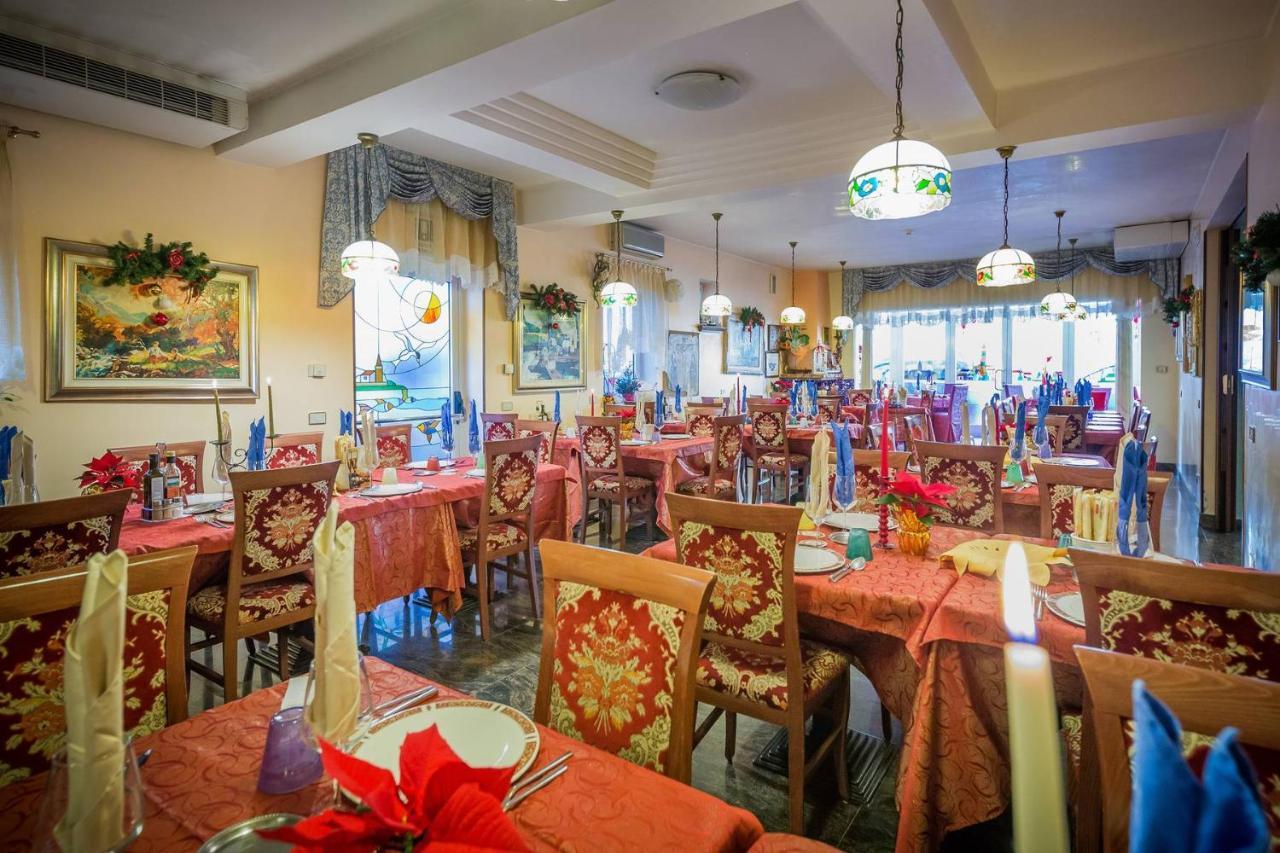 Albergo Ristorante Fabrizio Καόρλε Εξωτερικό φωτογραφία