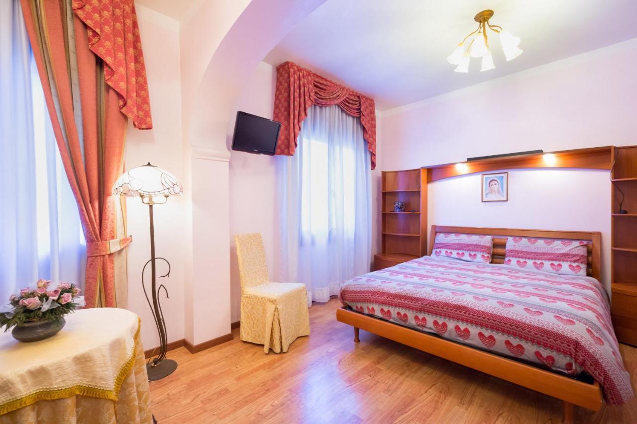Albergo Ristorante Fabrizio Καόρλε Εξωτερικό φωτογραφία