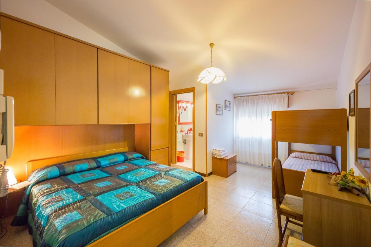Albergo Ristorante Fabrizio Καόρλε Εξωτερικό φωτογραφία